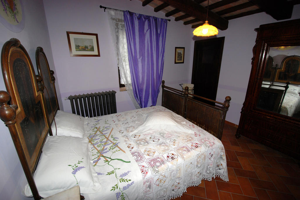 Residenza Di Paese Castello Del Poggio Hotel Ferentillo Szoba fotó