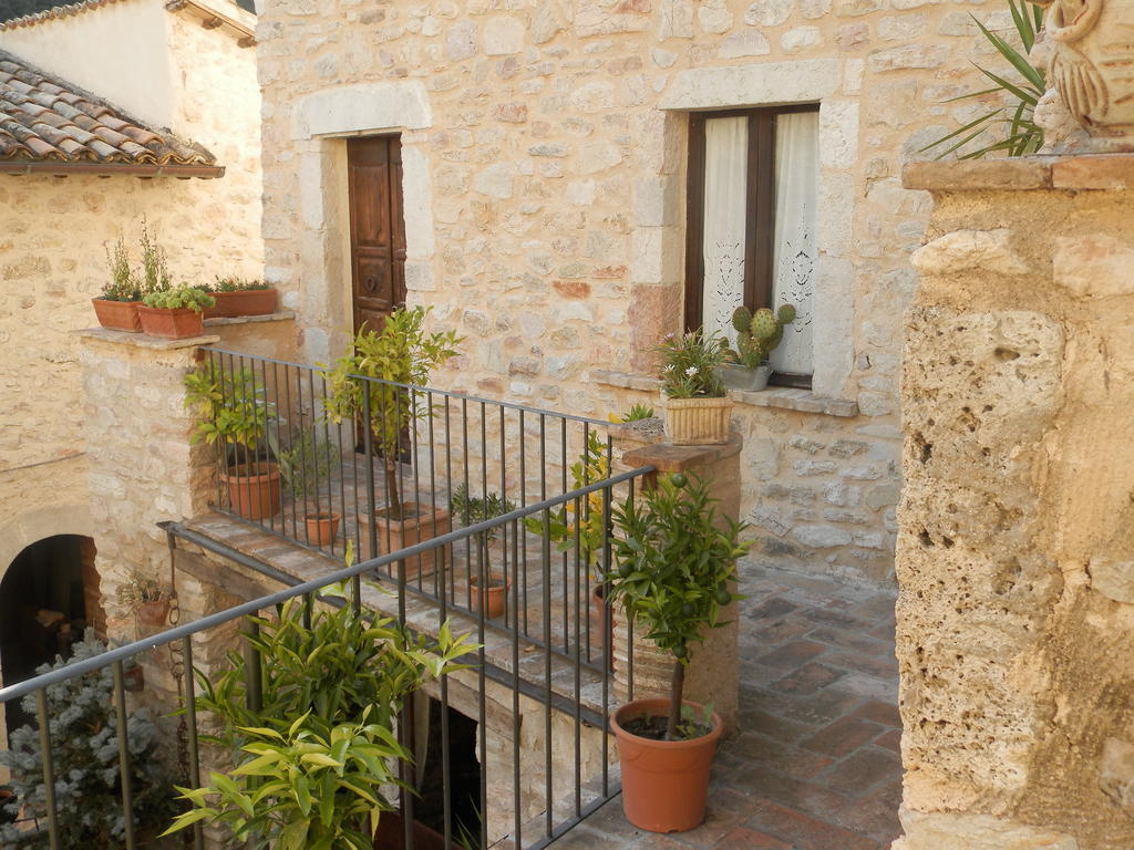 Residenza Di Paese Castello Del Poggio Hotel Ferentillo Kültér fotó