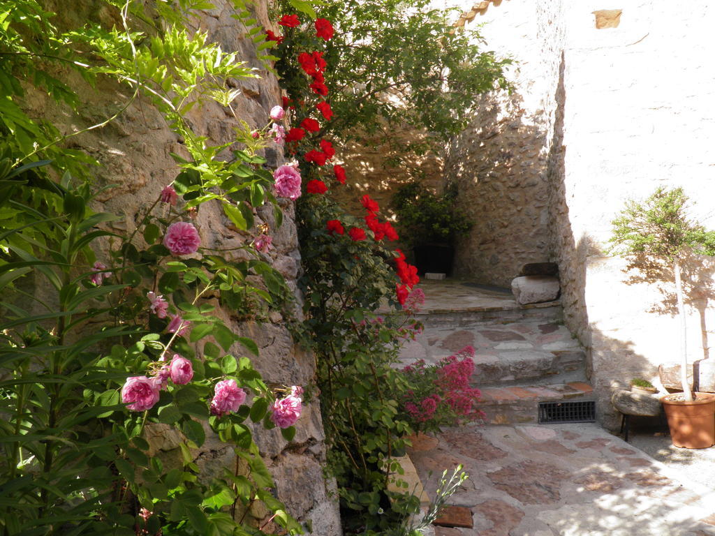 Residenza Di Paese Castello Del Poggio Hotel Ferentillo Kültér fotó