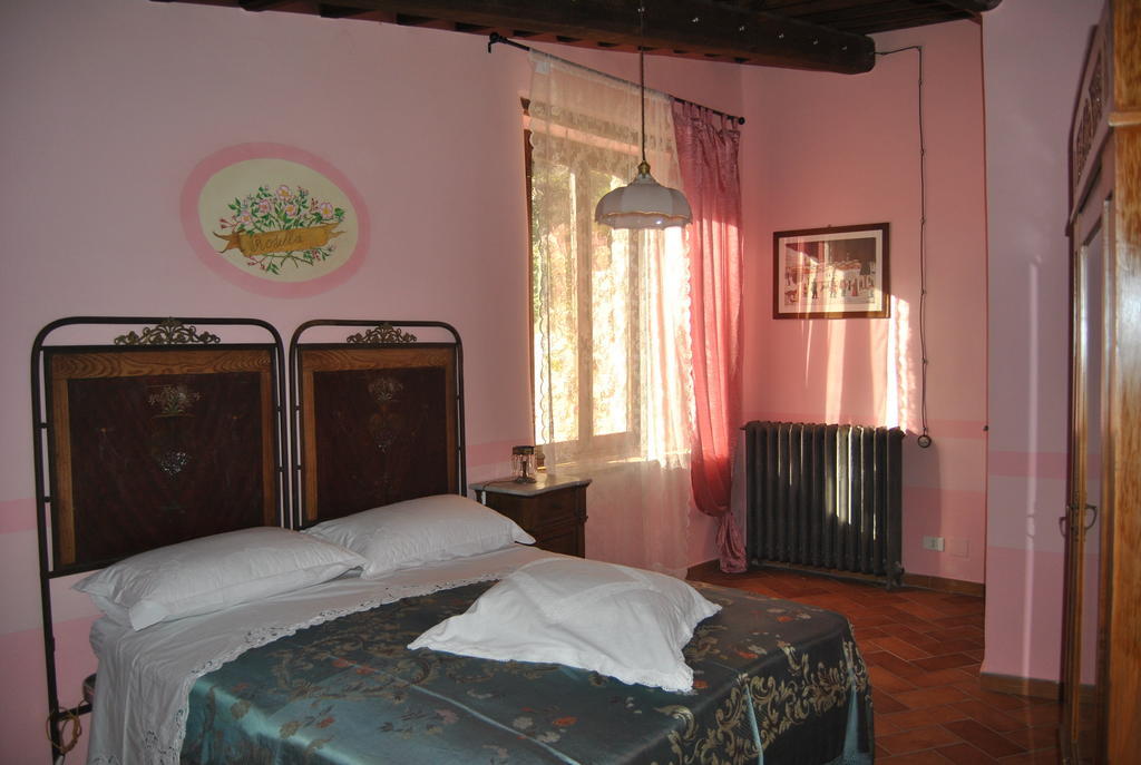 Residenza Di Paese Castello Del Poggio Hotel Ferentillo Szoba fotó