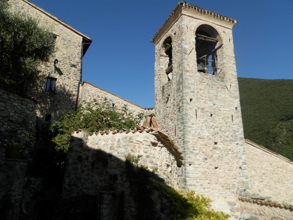 Residenza Di Paese Castello Del Poggio Hotel Ferentillo Kültér fotó