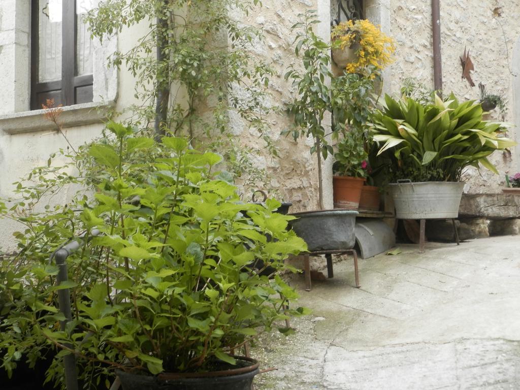 Residenza Di Paese Castello Del Poggio Hotel Ferentillo Kültér fotó